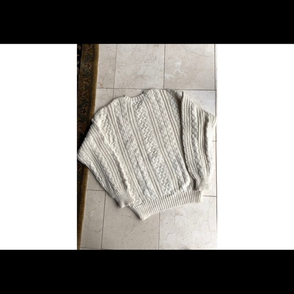 Donna Karan Superfine Alpaca Sweater - Picture 9 of 11